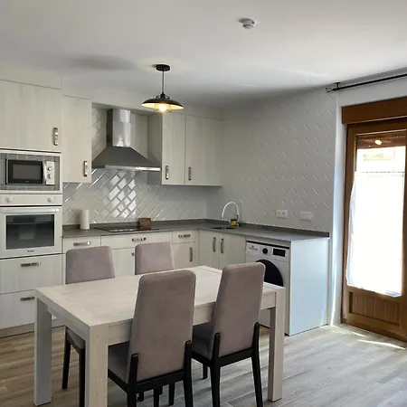 R2r - - C20d03 Apartment