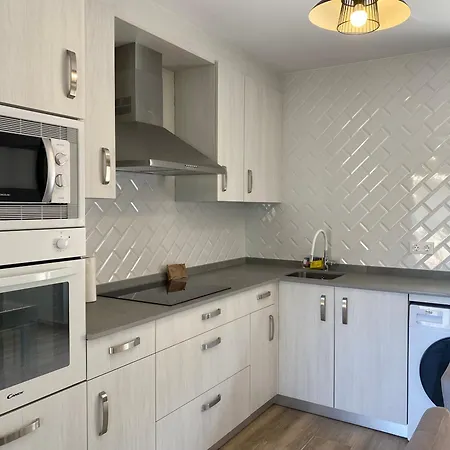 R2r - - C20d03 Apartment